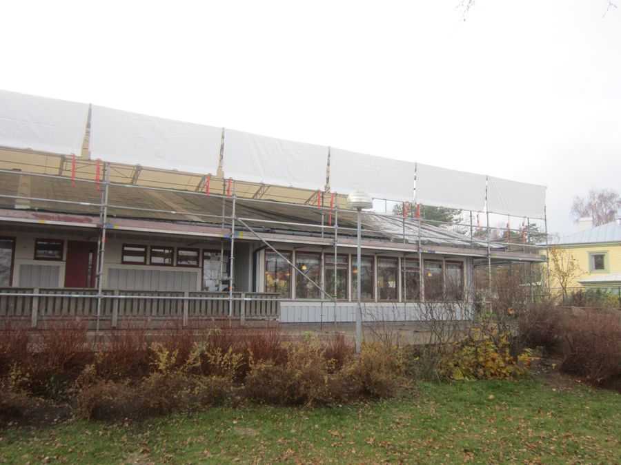 byggställningen runt Styrsö förskola framifrån